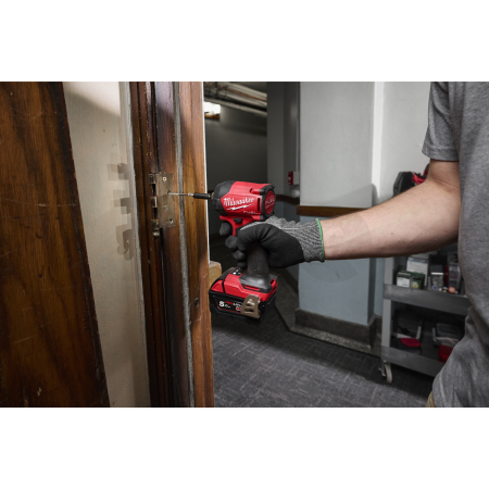 MILWAUKEE M18 FUEL™ SURGE™ ¼″ hydraulický rázový utahovák Hex 4933498912