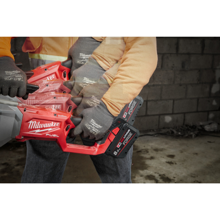 MILWAUKEE M18 FPT114-802C FUEL 1 ¼″ závitořez s technologií ONE-KEY 4933499198