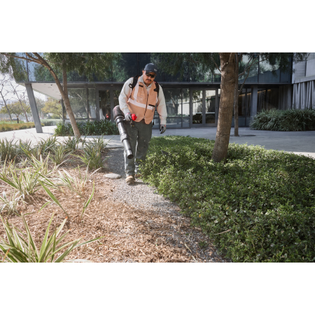 MILWAUKEE MX FUEL™ zádový fukar 4933500235