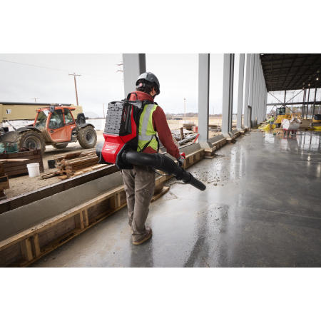 MILWAUKEE MX FUEL™ zádový fukar 4933500235