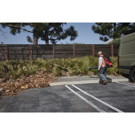 MILWAUKEE MX FUEL™ zádový fukar 4933500235