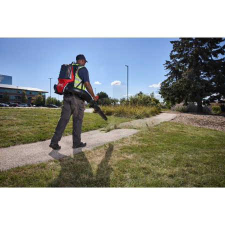 MILWAUKEE MX FUEL™ zádový fukar 4933500236
