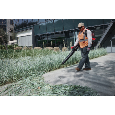 MILWAUKEE MX FUEL™ zádový fukar 4933500236