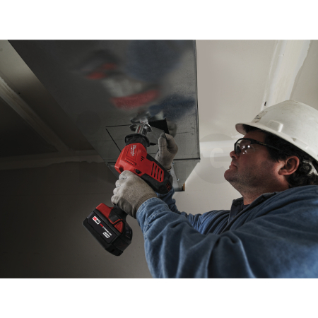 MILWAUKEE C18 HZ-0 M18 HACKZALL kompaktní pilka na kov 4933501112