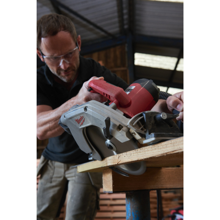 MILWAUKEE 235 mm okružní pila (85 mm doc) 4933451116