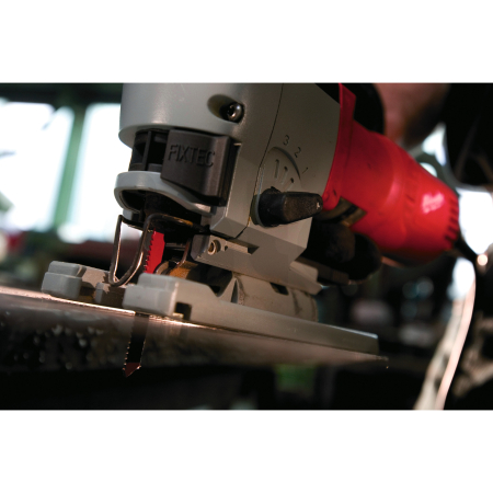 MILWAUKEE Heavy Duty přímočará pila 4933357990