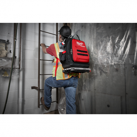 MILWAUKEE PACKOUT™ batoh 4932471131