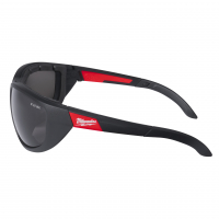 MILWAUKEE Vysoko výkonnostní ochranné brýle zatmavené s těsnící vložkou - 1ks 4932471886