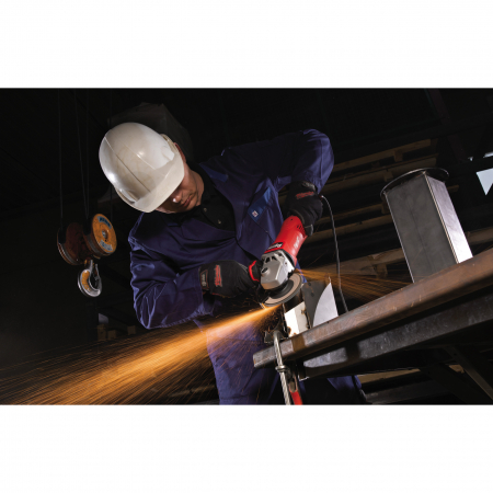 MILWAUKEE 1750 W 125 mm úhlová bruska s AVS 4933449850