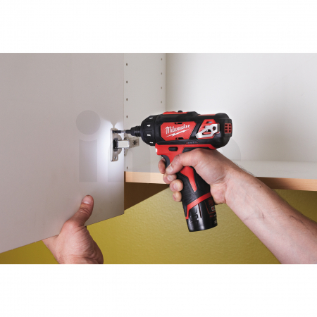 MILWAUKEE M12BD-202C   - M12™ kompaktní šroubovák 4933441900