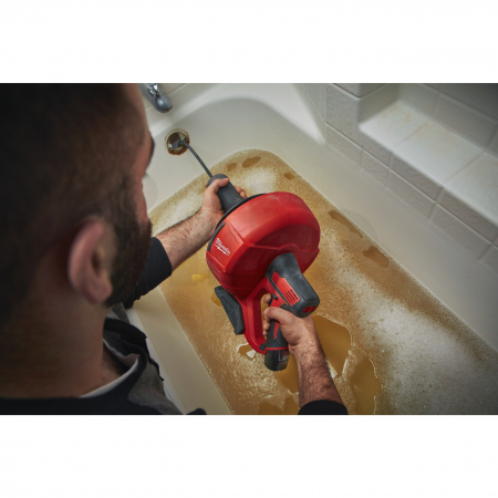 MILWAUKEE M12™ subkompaktní čistič potrubí se spirálou o průměru 6 mm 4933451635