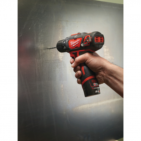 MILWAUKEE M12™ kompaktní vrtačka/šroubovák 4933441915