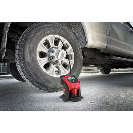 MILWAUKEE M12™ kompaktní kompresor 4933464124
