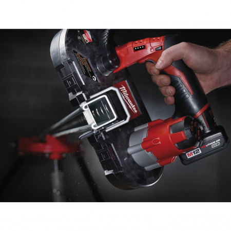 MILWAUKEE M12BS-402C - M12™ kompaktní pásová pila 4933441805