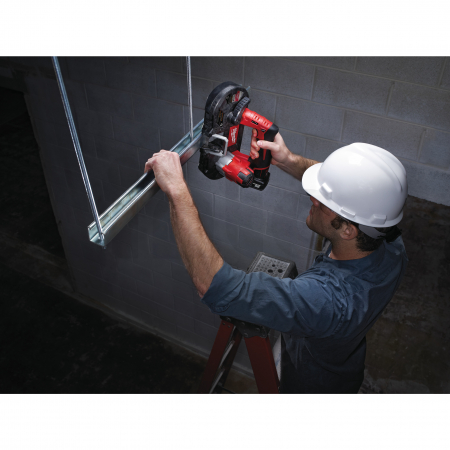 MILWAUKEE M12™ kompaktní pásová pila 4933431310
