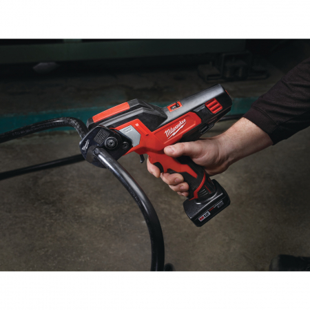 MILWAUKEE M12™ kompaktní nůžky na kabely 4933431600