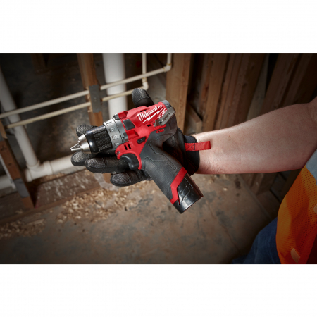 MILWAUKEE M12FDD-202X - M12 FUEL™ kompaktní vrtačka/šroubovák 4933459816