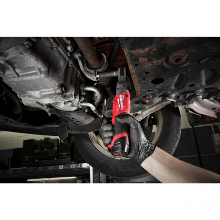 MILWAUKEE M12 FUEL™ kompaktní ⅜″ ráčna 4933459798