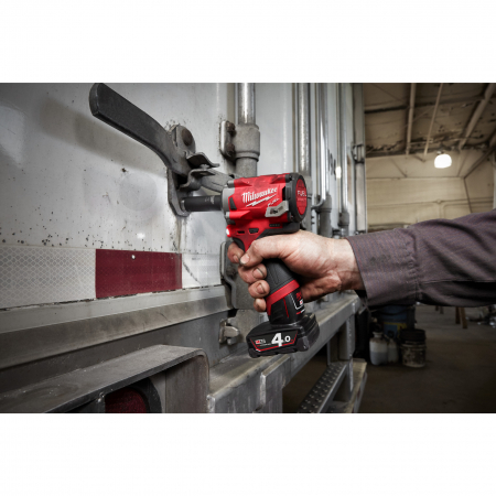 MILWAUKEE M12FIWF12-422X - M12 FUEL™ kompaktní ½″ rázový utahovák  4933464616