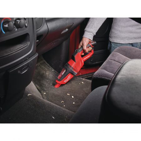 MILWAUKEE M12™ kompaktní tyčový vysavač 4933448390