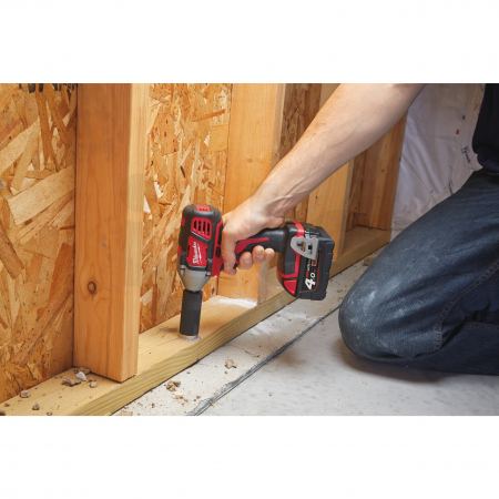 MILWAUKEE M18BIW12-402C - M18™ ½″ rázový utahovák 4933443607