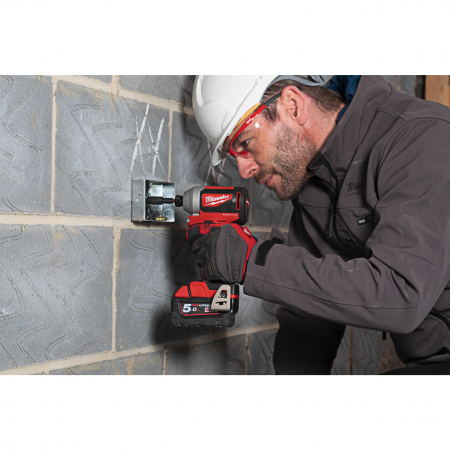 MILWAUKEE M18BLID2-0X - M18™ ¼″ hex bezuhlíkový rázový utahovák 4933464519