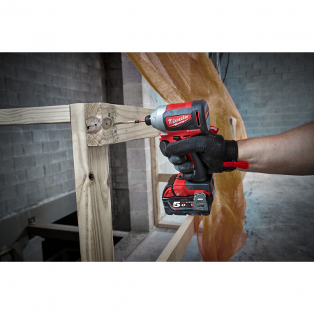 MILWAUKEE M18™ ¼″ hex bezuhlíkový rázový utahovák 4933464519