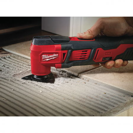 MILWAUKEE M18BMT-421C - M18™ multifunkční nářadí 4933446210