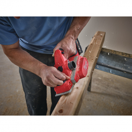 MILWAUKEE M18 BP-402C Aku hoblík 4933451114