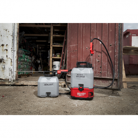 MILWAUKEE M18BPFP-CCST - M18™SWITCH TANK™ 15 l nádrž na kapaliny na beton 4933471371