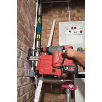MILWAUKEE M18CHPXDE-502C - M18 FUEL™ vysoce výkonné kladivo SDS-plus s odsavačem prachu 4933448180
