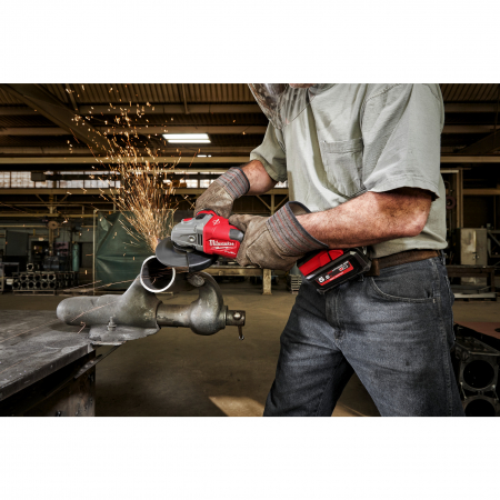 MILWAUKEE M18FHSAG125XB-0X  - M18 FUEL™ úhlová bruska 125 mm s posuvným spínačem 4933471077