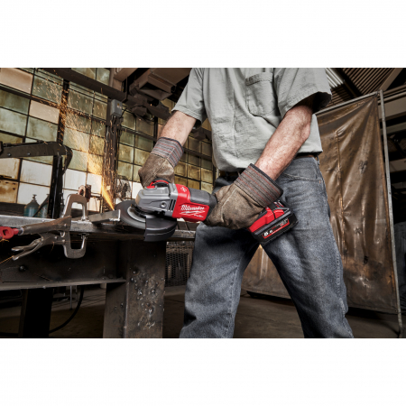 MILWAUKEE M18FHSAG125XPDB-0X - M18 FUEL™ vysoce výkonná úhlová bruska 125 mm s kolébkovým spínačem 4933471078