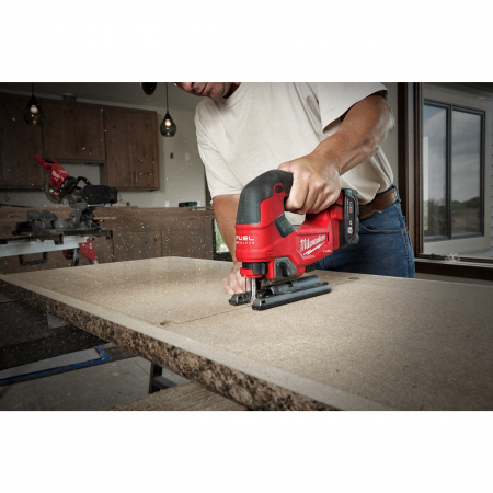 MILWAUKEE M18 FUEL™ přímočará pila  s horní rukojetí 4933464727