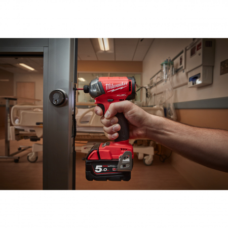 MILWAUKEE M18FQID-0X - M18 FUEL™ SURGE™ ¼″ hex hydraulický rázový utahovák 4933459187