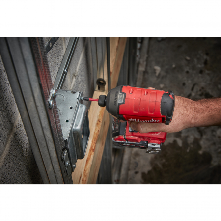 MILWAUKEE M18FQID-502X - M18 FUEL™ SURGE™ ¼″ hex hydraulický rázový utahovák 4933451790