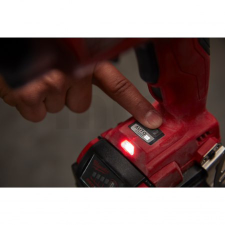 MILWAUKEE M18FSGC-202X   - M18 FUEL™ šroubovák do sádrokartonu se zásobníkem 4933459199