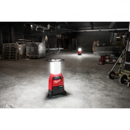 MILWAUKEE M18 ONESLDP M18™ ONE-KEY™ LED kompaktní lampa s nabíječkou 4933459163