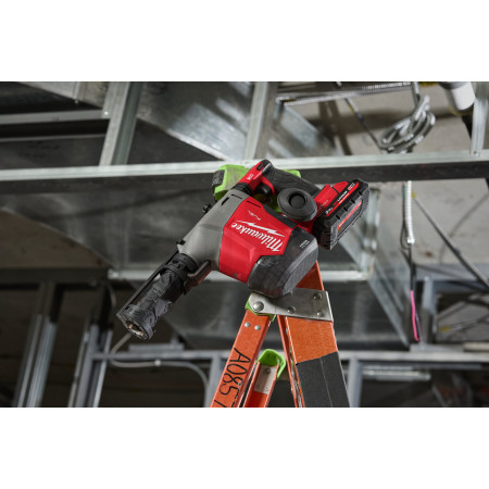 MILWAUKEE M18 FUEL™ 16 mm kladivo SDS-PLUS s integrovaným odsáváním prachu 4933493534