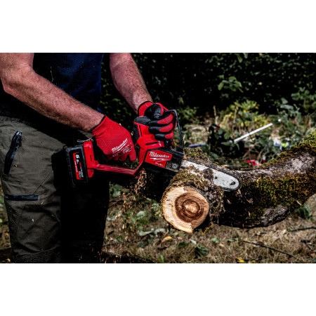 MILWAUKEE M18 FUEL™ HATCHET™ prořezávací pila s lištou 20 cm 4933480117