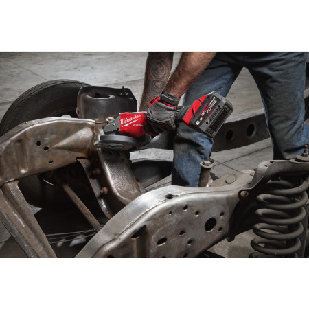 MILWAUKEE M18 FHSAG150XPDB2-0X M18 FUEL vysoce výkonná úhlová bruska 150 mm s kolébkovým spínačem 4933493422