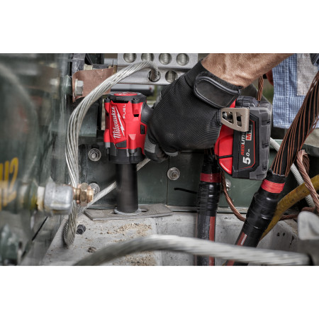 MILWAUKEE M18 FUEL™ ½″ kompaktní rázový utahovák s pojistným kroužkem 4933478445