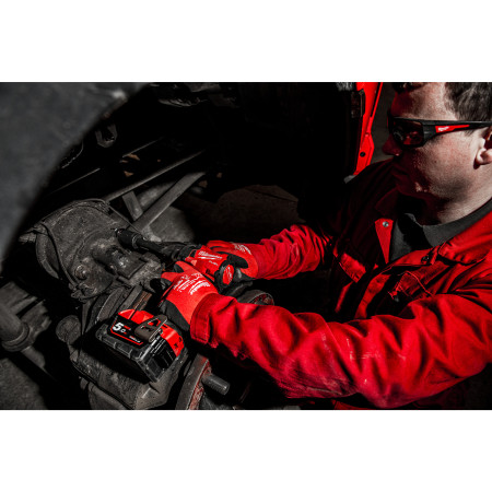 MILWAUKEE M18 FUEL™ ½″ kompaktní rázový utahovák s aretačním čepem 4933478448