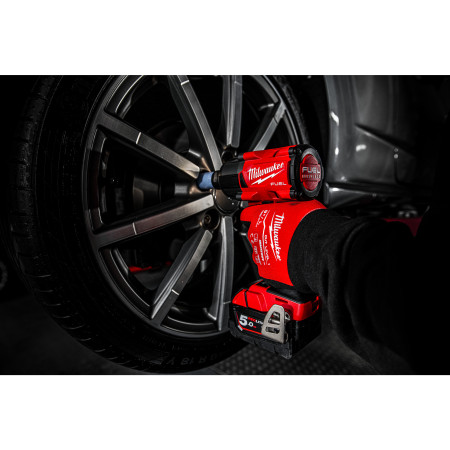 MILWAUKEE M18 FUEL™ ½″ Rázový utahovák s pojistným kroužkem 4933478451