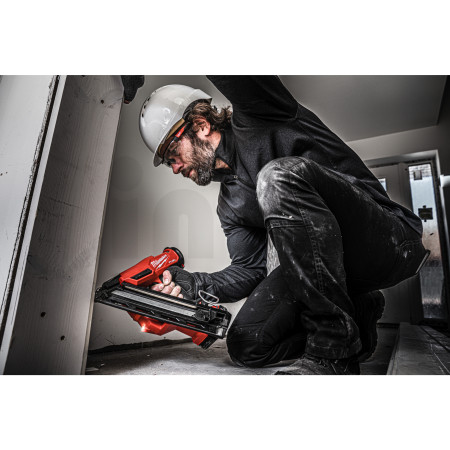 MILWAUKEE M18 FN15GA M18 FUEL™ dokončovací hřebíkovačka 15 GA 4933478091