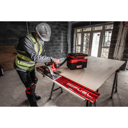MILWAUKEE M18 FUEL™ 55 mm ponorná pila na dřevo a plast 4933478778