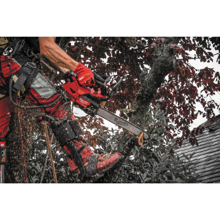 MILWAUKEE M18 FTHCHS35 -802 FUEL řetězová pila s horní rukojetí a lištou 35 cm 4933479991