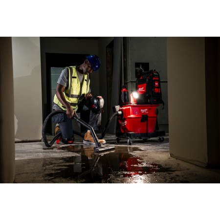 MILWAUKEE M18 FUEL™ NEXUS vysavač 23 l, třída L 4933500141