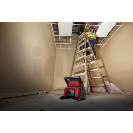 MILWAUKEE M18 HOAL-0 Svítilna s velkým výkonem 4933478119
