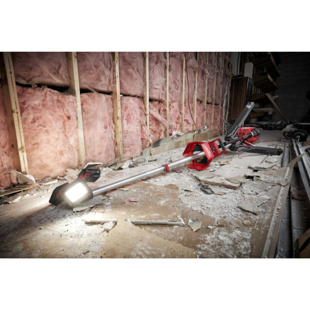 MILWAUKEE M18™ Vysoce výkonná stojanová svítilna s nabíječkou 4933478117